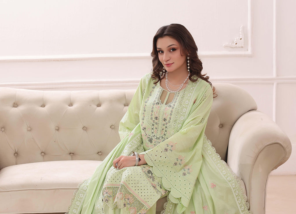 BH-4226 Luxury Embroidered Lawn Suit | 3 Piece Unstitched Thistle Green
