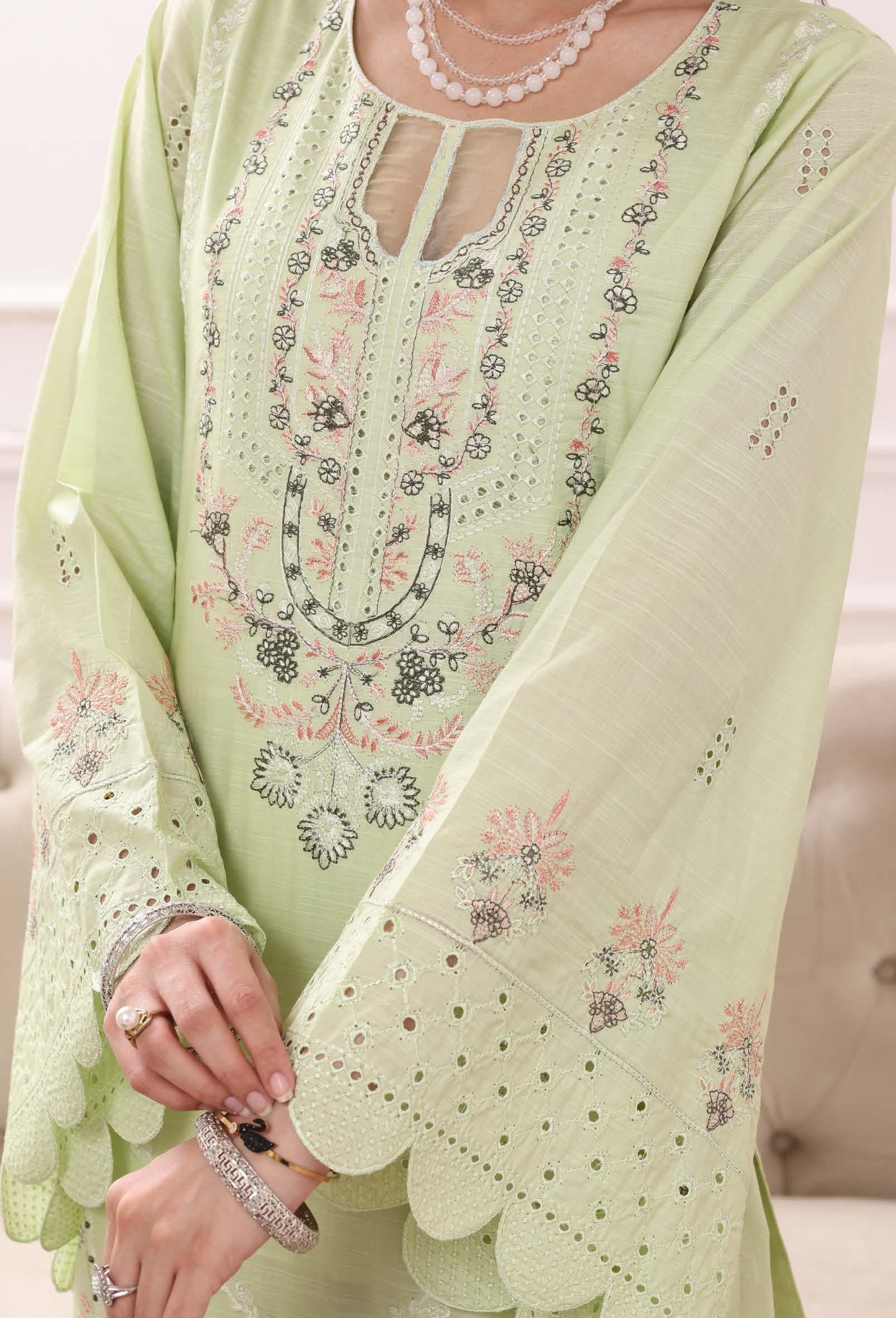 BH-4226 Luxury Embroidered Lawn Suit | 3 Piece Unstitched Thistle Green