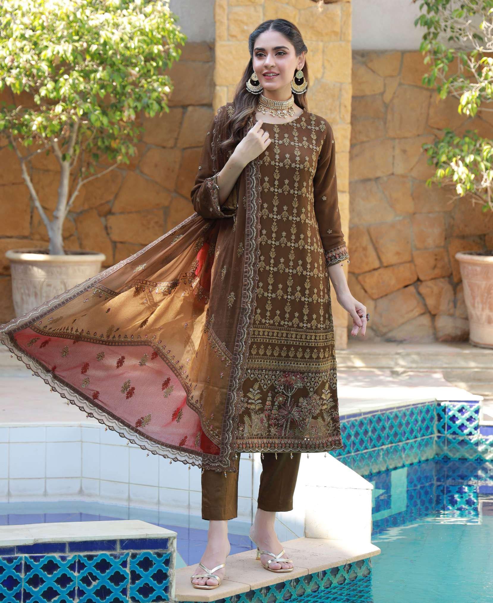Maria's Luxury Chiffon Embroidered | Unstitched D-5990 (𝟎𝟏 𝐥𝐞𝐟𝐭 𝐨𝐧𝐥𝐲)