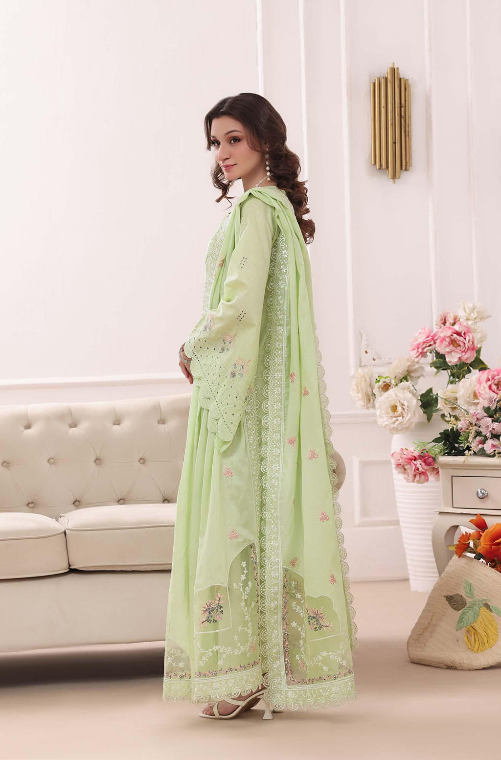 BH-4226 Luxury Embroidered Lawn Suit | 3 Piece Unstitched Thistle Green
