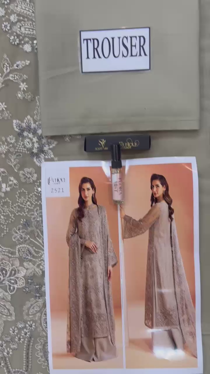 Zainab Chottani Luxury Chiffon Emboridered | 3 Piece Unstitched D-2521 with (free gift)