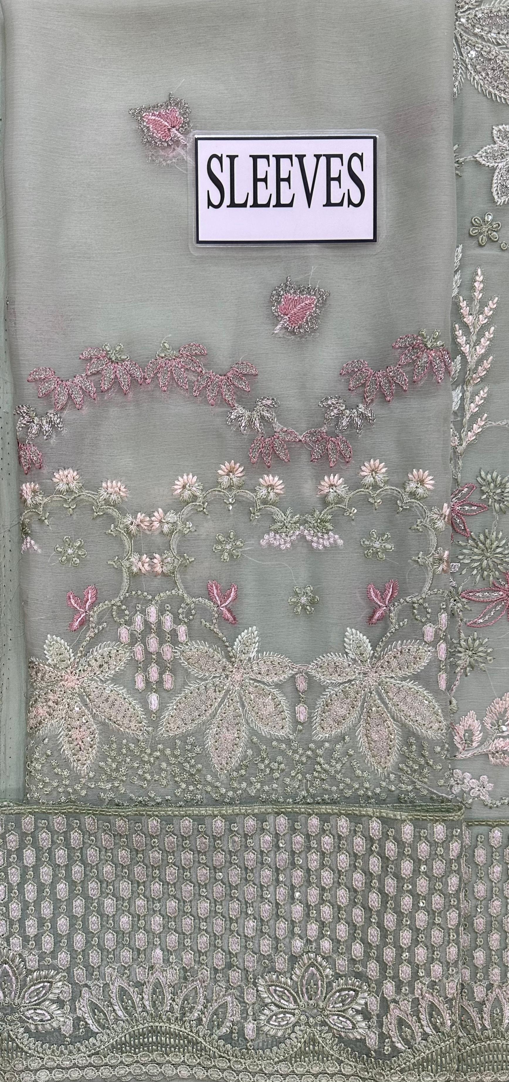 Zainab Chottani Luxury Chiffon Emboridered | 3 Piece Unstitched D-2518 with (free gift)