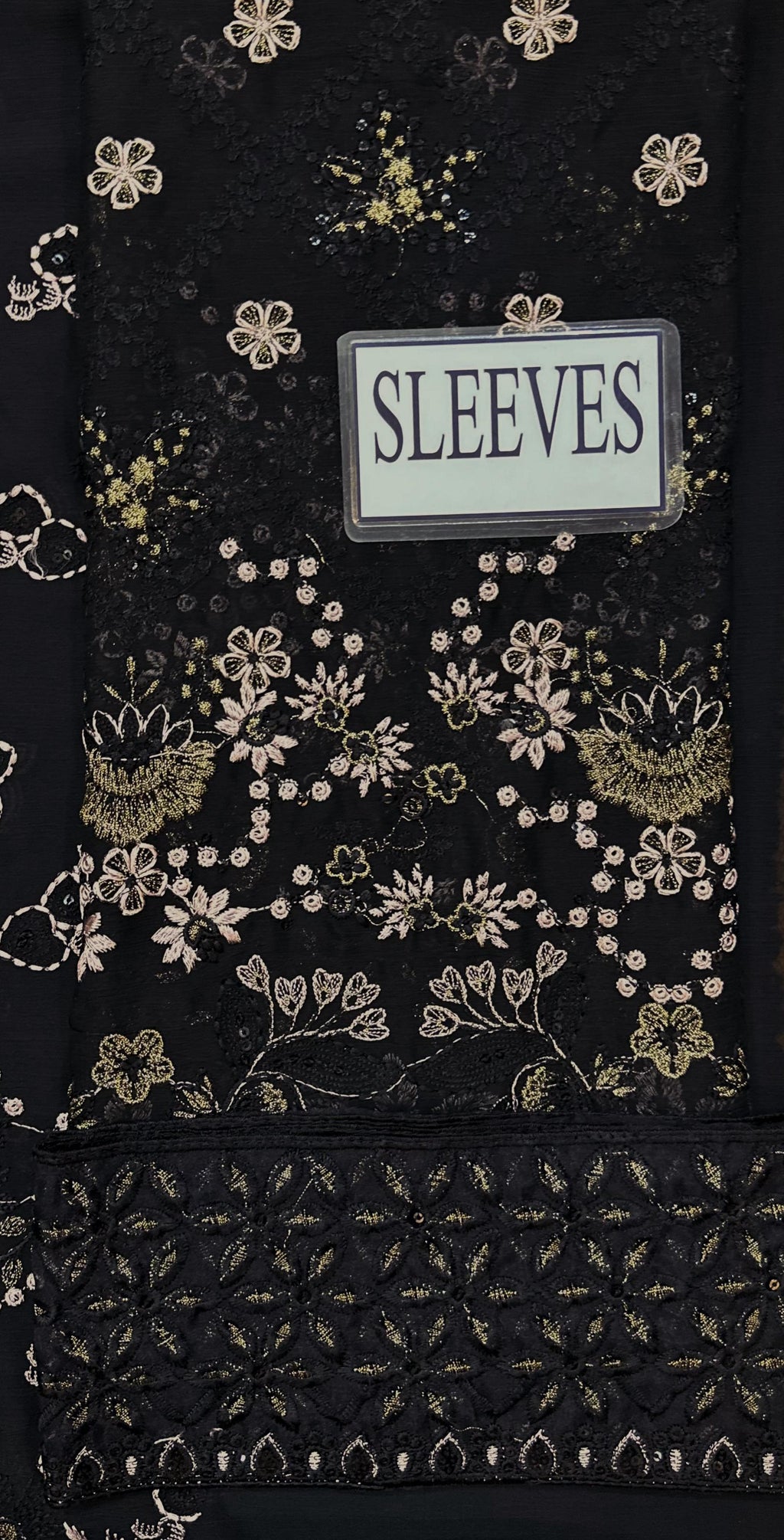Maria.B Luxury Chiffon Embroidered | 3 Piece Unstitched D-2524 with complementary 5ml fragrance