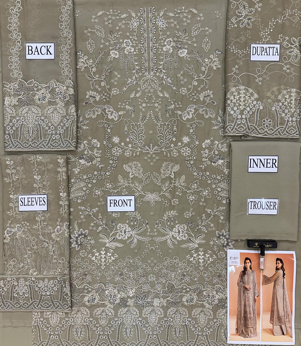 Zainab Chottani Luxury Chiffon Emboridered | 3 Piece Unstitched D-2521 with (free gift)