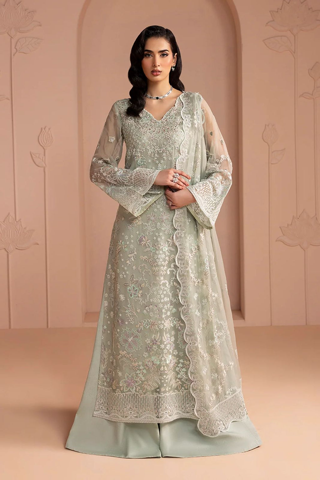 Zainab Chottani Luxury Chiffon Emboridered | 3 Piece Unstitched D-2518 with (free gift)
