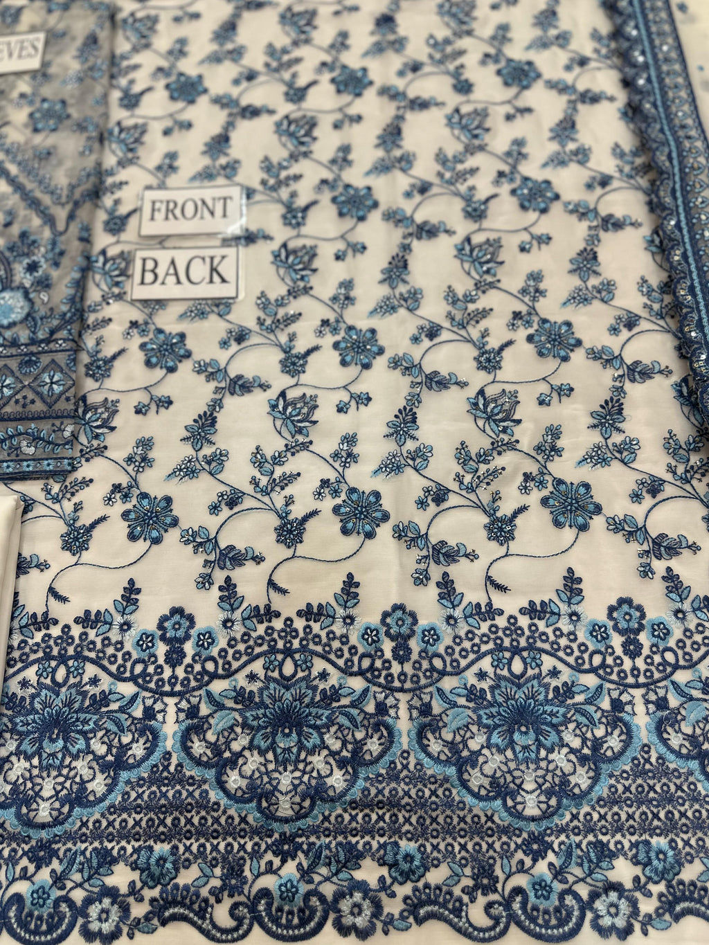 Alvenas luxury Embroidered Chiffon | 3 Piece Unstitched D-2535